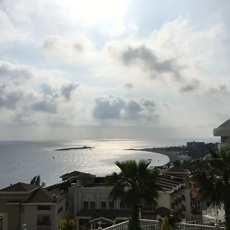 Lovely Three Bedroom House Near A White Sandy Beach Casa de Férias *